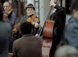 Flashmob nona Sinfonia de Beethoven- Sabadell, Espanha