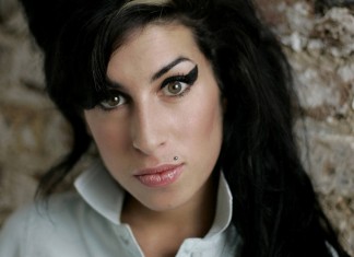 Amy Winehouse canta “All my lovin”, sucesso dos Beatles