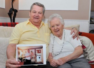 Marido recria casa antiga para mulher com Alzheimer