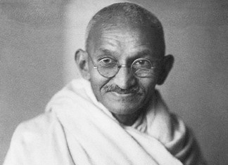 Sobre os dois homens que receberam de Gandhi sua “iniciação espiritual