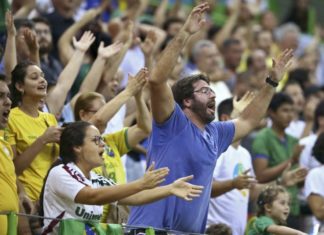 Vaiar não é torcer. É querer ganhar no grito.