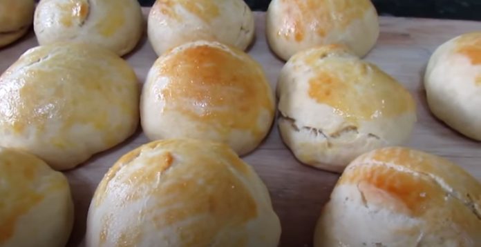 Pão de Minuto feito com pó royal- receitinha fácil, rápida e deliciosa para salvar o dia