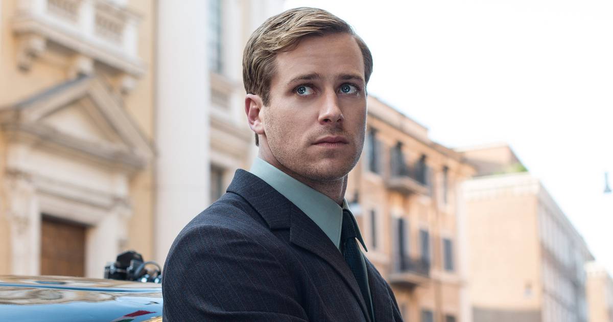 contioutra.com - Em rara aparição pública após acusações de canibalismo, Armie Hammer se diz grato