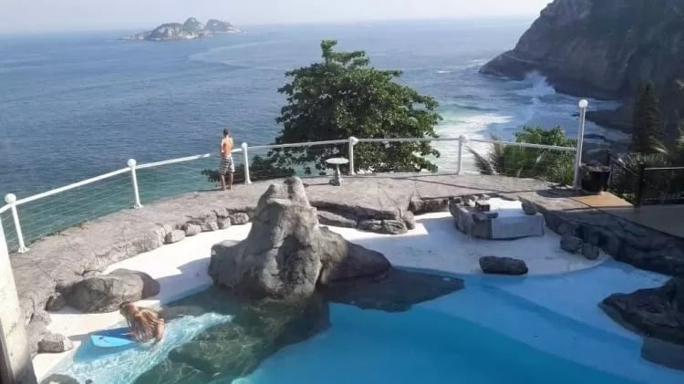 contioutra.com - Mansão de Mário Gomes que foi vendida em leilão tem piscina com vista para o mar; veja fotos